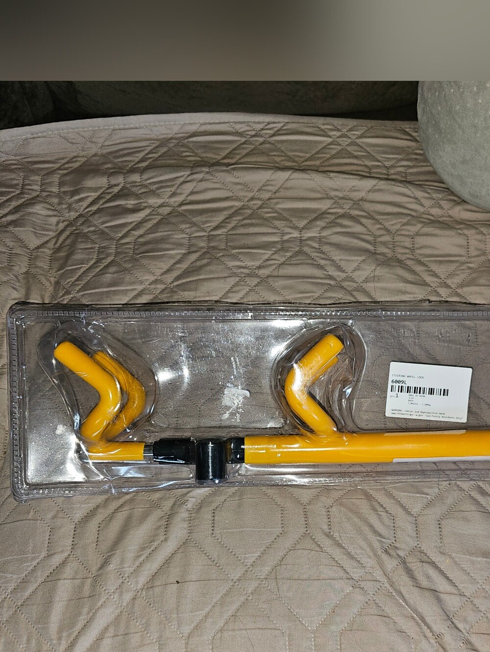 Autowear Steering Wheel Lock Yellow Double-Hook 2 Keys New Factory Sealed 6009L
